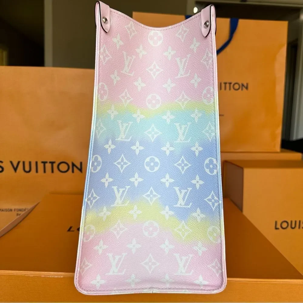Louis Vuitton Pastel Gradient OnTheGo GM Tote Pink Blue Yellow Ombre Summer 2020
